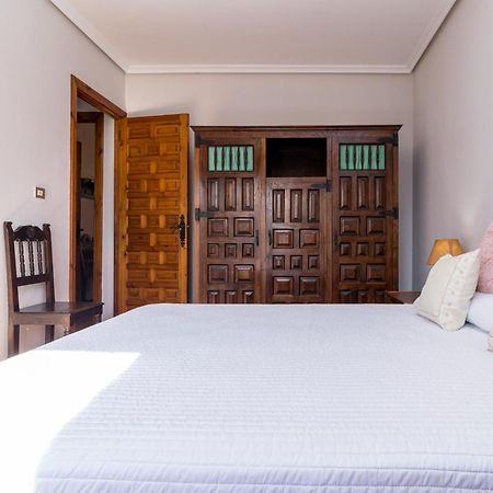 Casa Con Jardin Privado Orena Exteriér fotografie