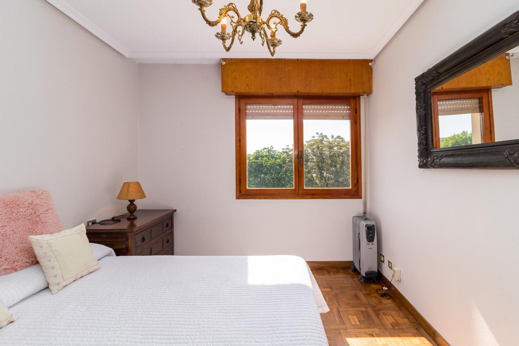 Casa Con Jardin Privado Orena Exteriér fotografie